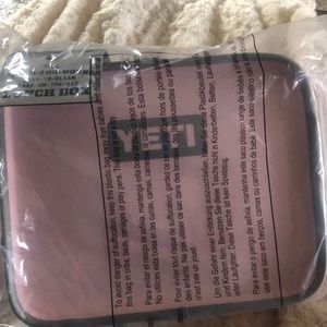 NWT Authentic Yeti Daytrip Lunch Box in Ice Pink